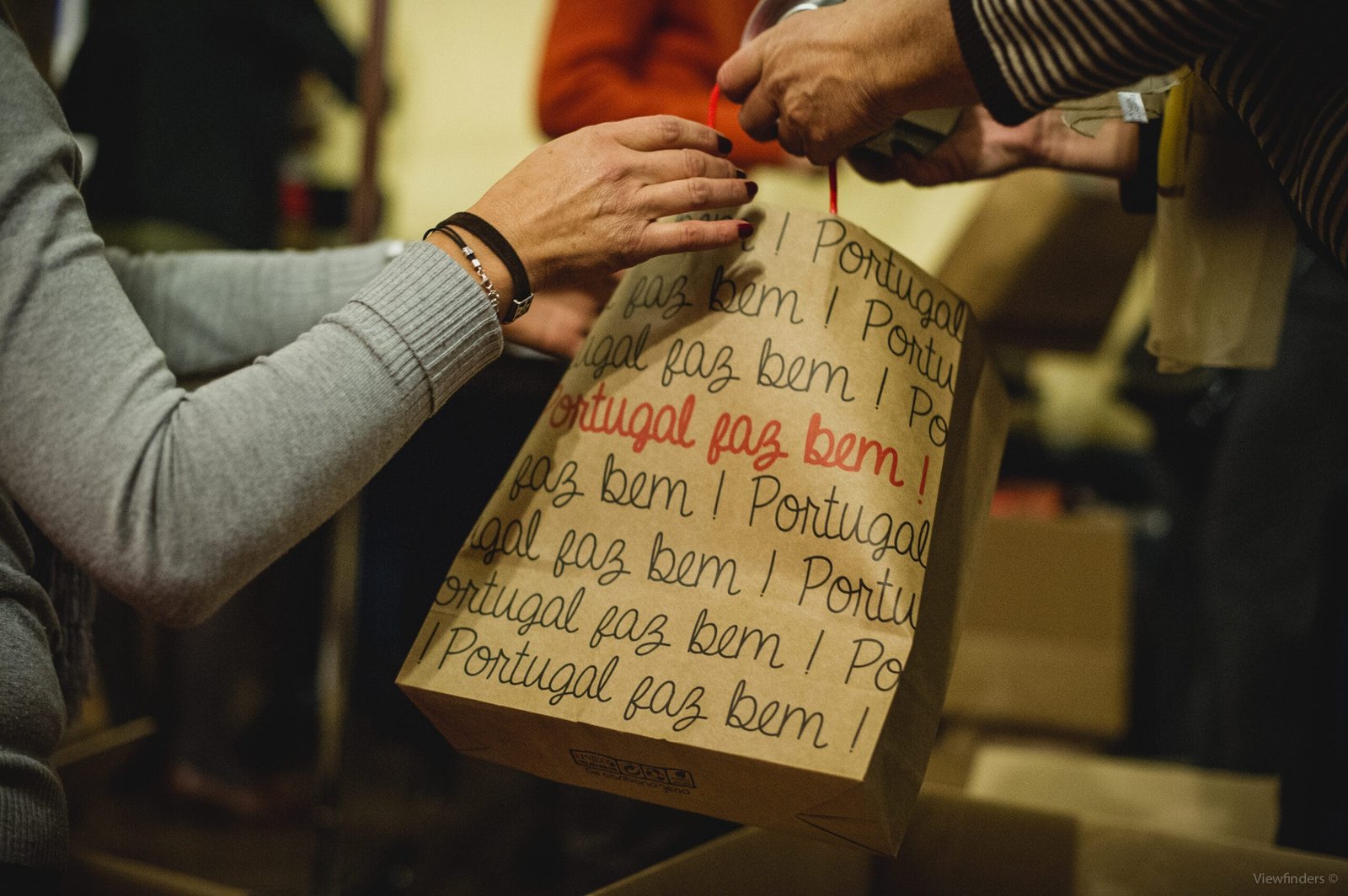 A Reinvenção de um País em Bruxelas